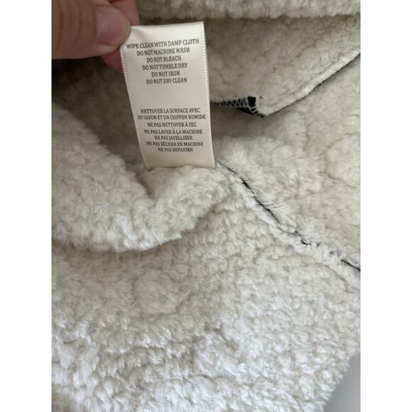 BLANK NYC Moto Jacket Women S Black Faux Leather White Faux Fur Full Zipper - Picture 12 of 12